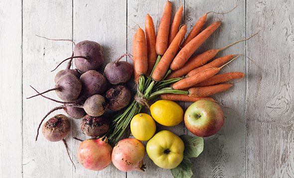 Organic Goodness in Our Juice Farm Box